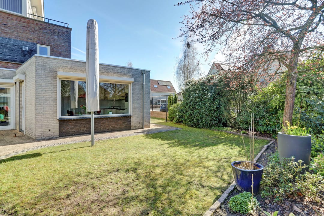 Foto 37 van De Schoolmeesterstraat 30