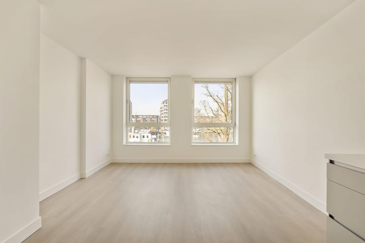 Foto 3 van Zaanweg 66-E