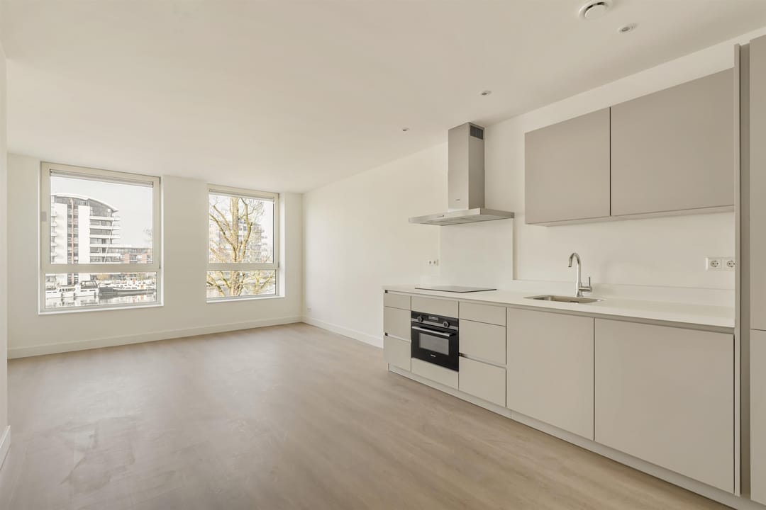 Foto 2 van Zaanweg 66-E