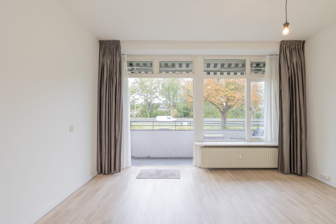 Foto 13 van Van Leeuwenhoekstraat 8