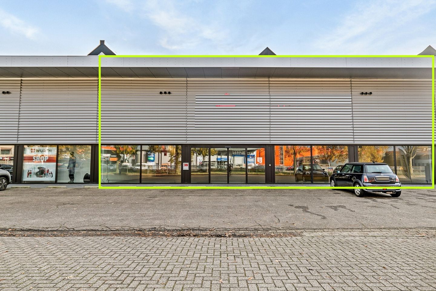 View photo 1 of Hoekerweg 70