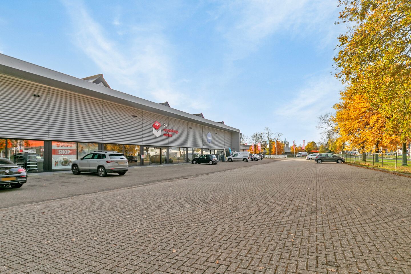 View photo 2 of Hoekerweg 70