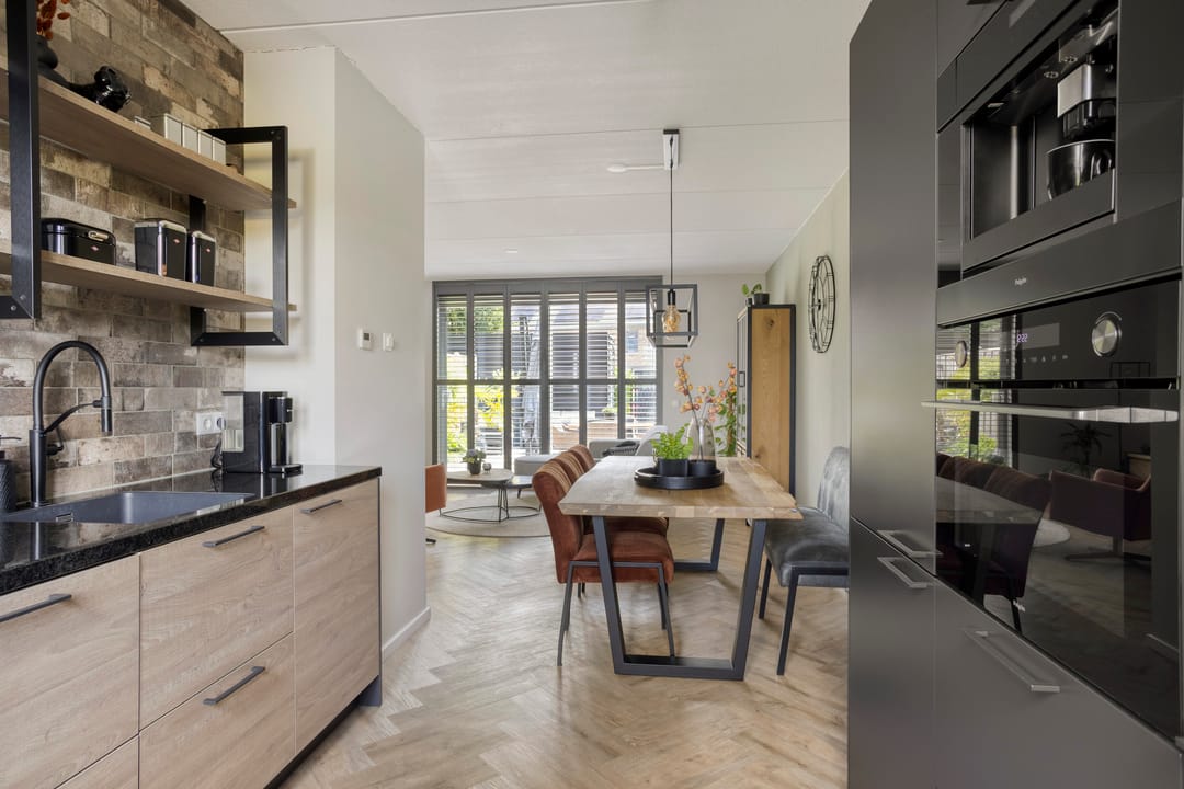 Foto 17 van Johan Roebersstraat 10