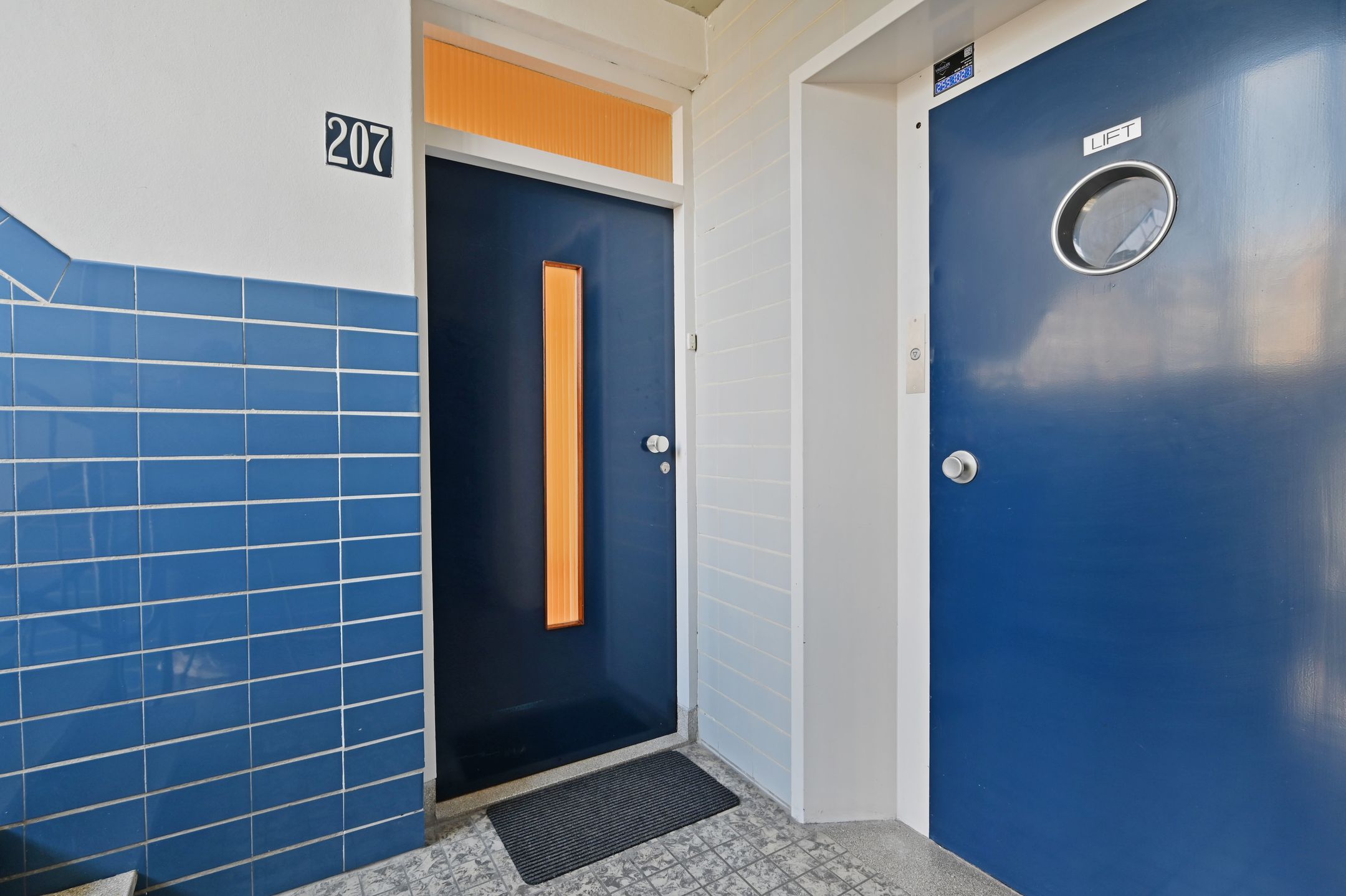 Photo 6 of Louis Davidsstraat 207