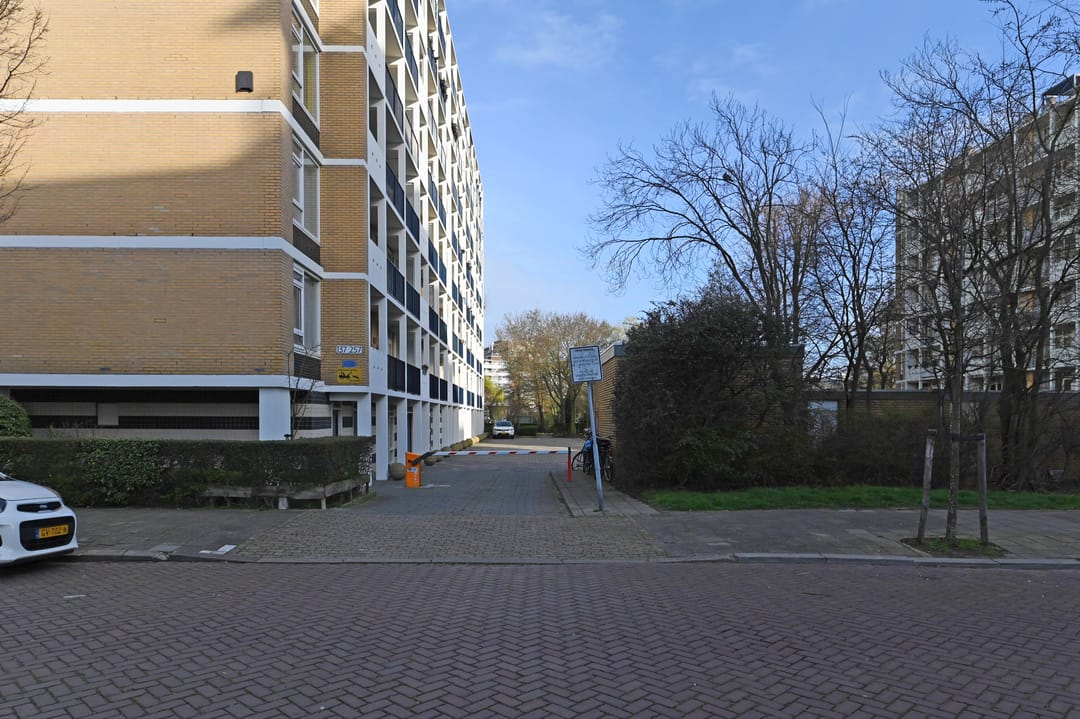 Photo 38 of Louis Davidsstraat 207