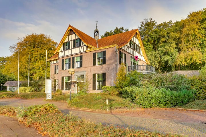 Koningin Wilhelminalaan 13, Schalkhaar