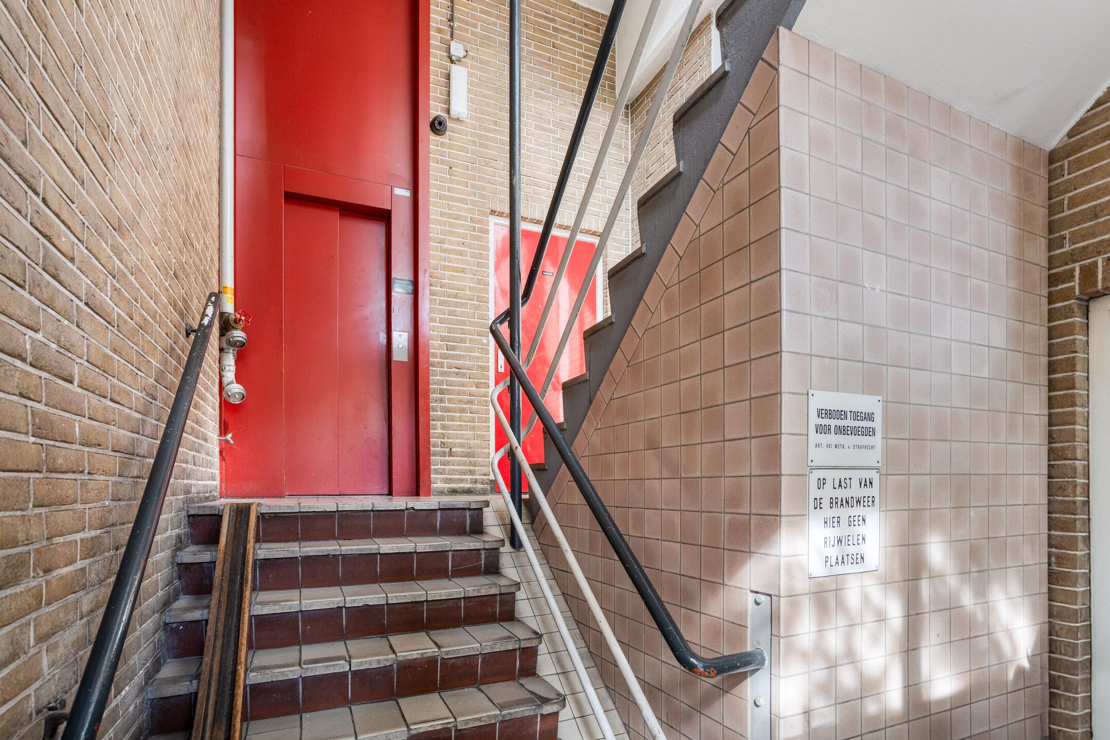 Photo 9 of Oosterstraat 88