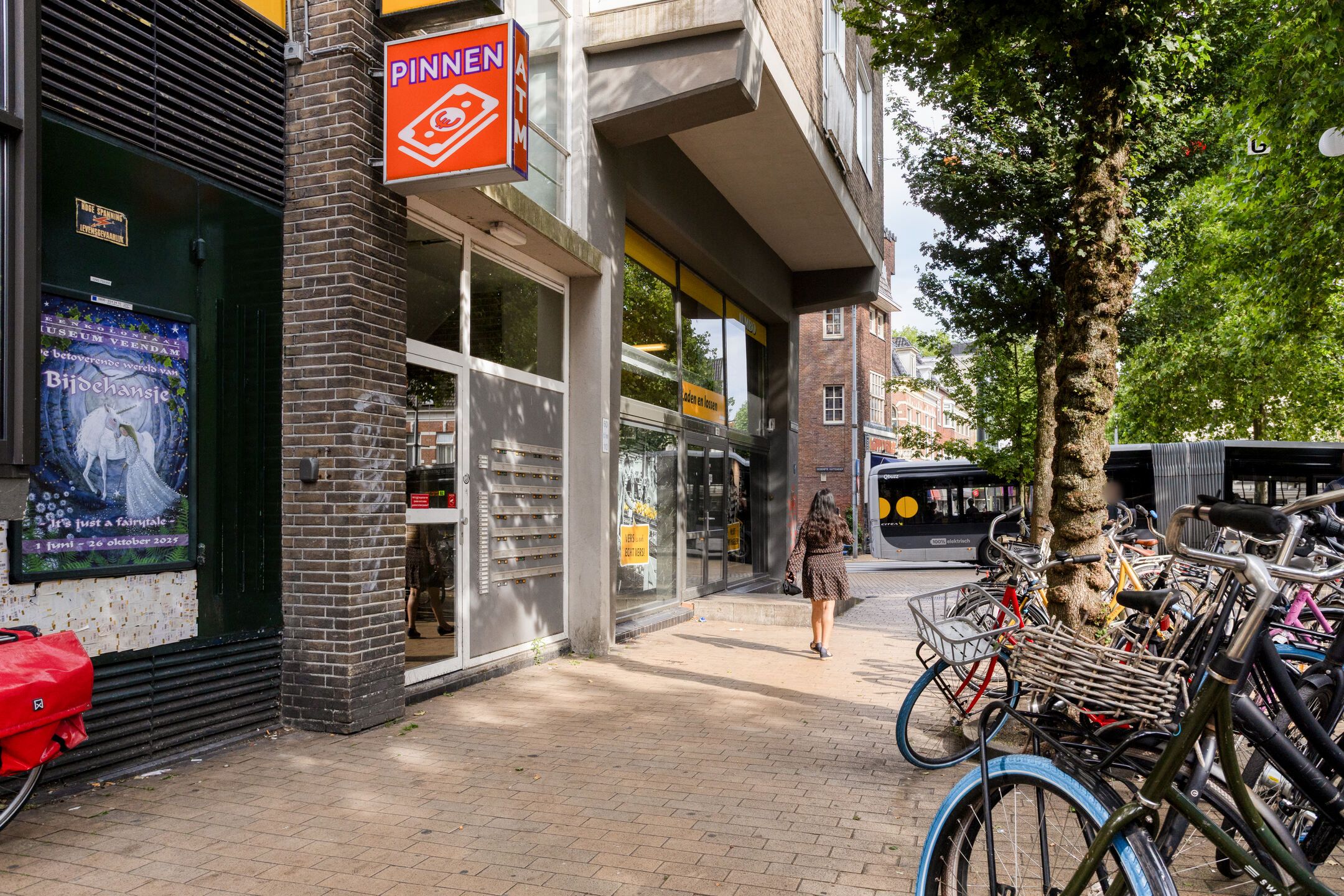 Photo 36 of Oosterstraat 88