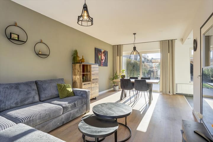 Photo 2 of Venuslaan 533