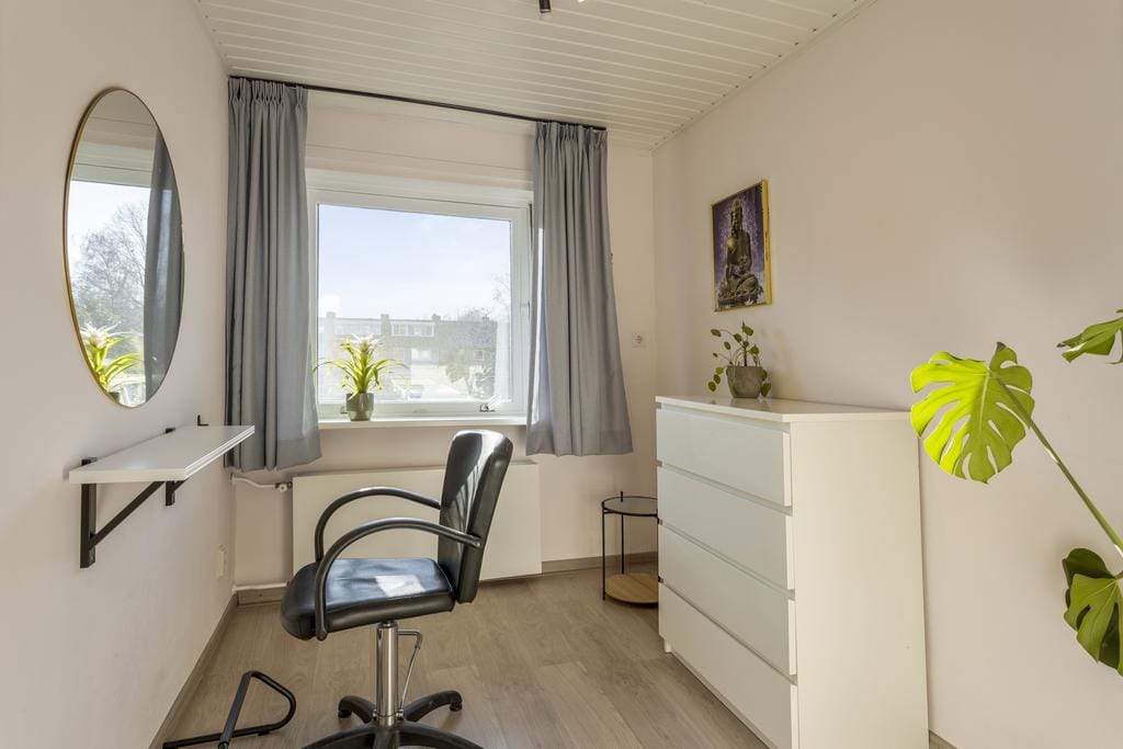 Photo 16 of Venuslaan 533