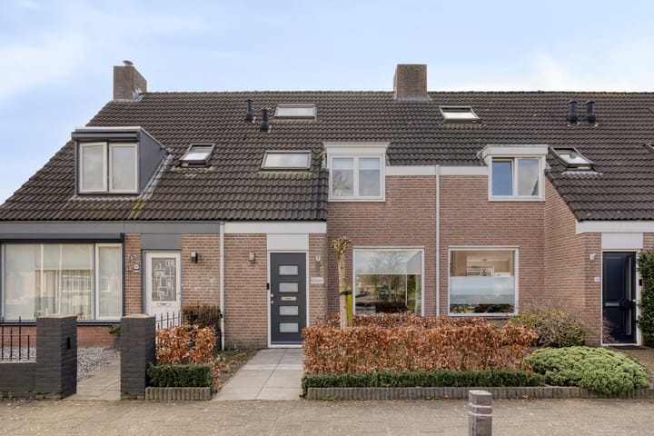 Van Limburg Stirumlaan 17 main image