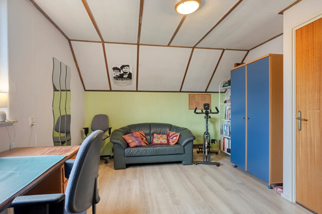 Spacious detached life-cycle proof home with garage on a large plot in Epe — 31