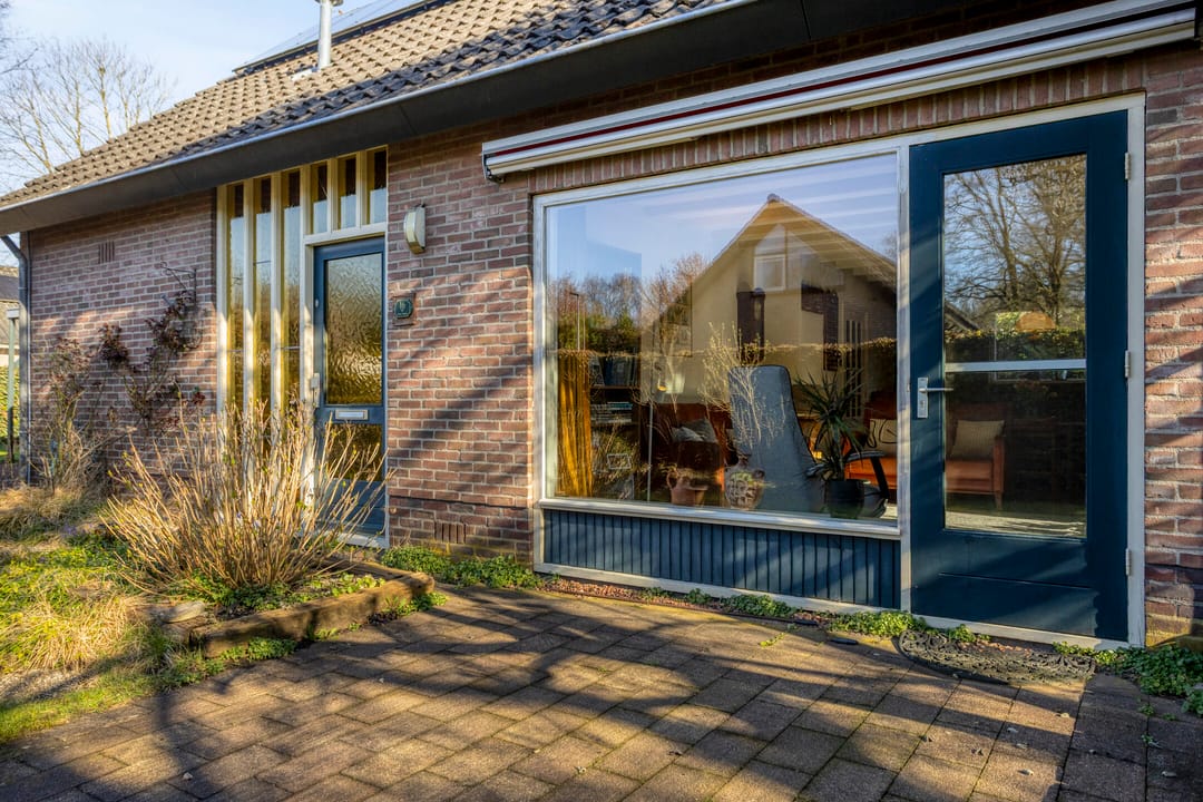 Spacious detached life-cycle proof home with garage on a large plot in Epe — 37