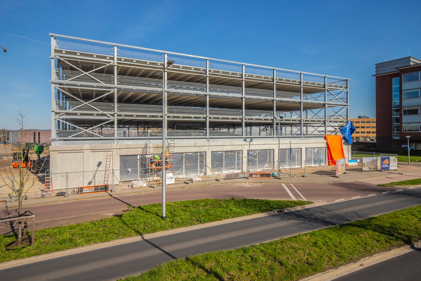 Bekijk foto 1 van Westervoortsedijk