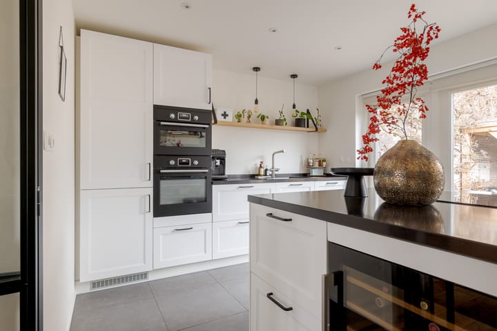 Photo 4 of Catharinastraat 27