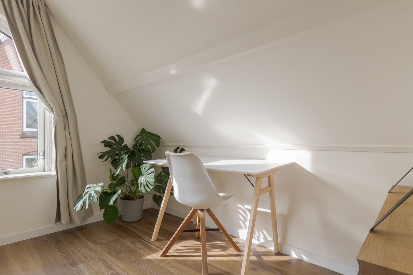 Photo 34 of Catharinastraat 27