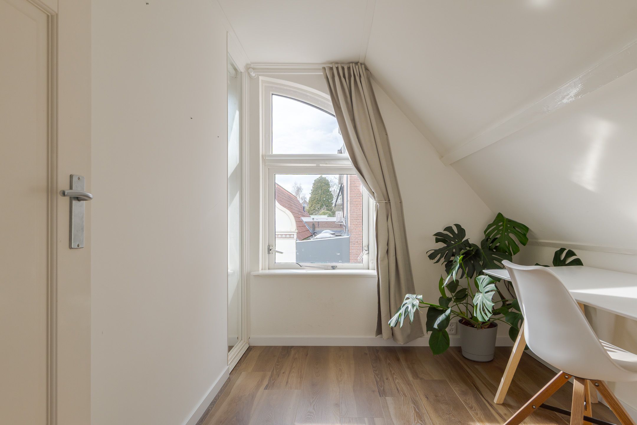 Photo 33 of Catharinastraat 27