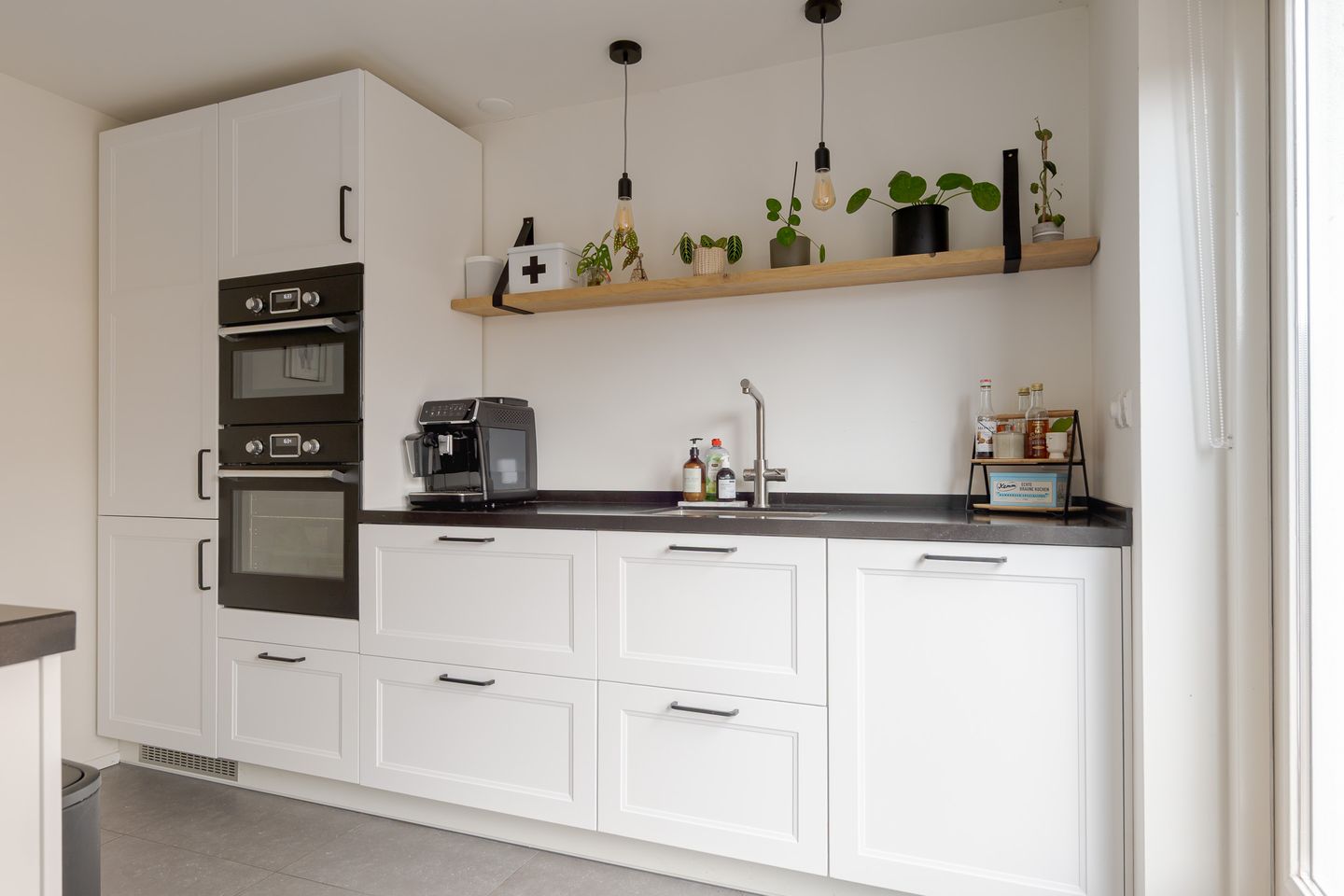 Photo 20 of Catharinastraat 27