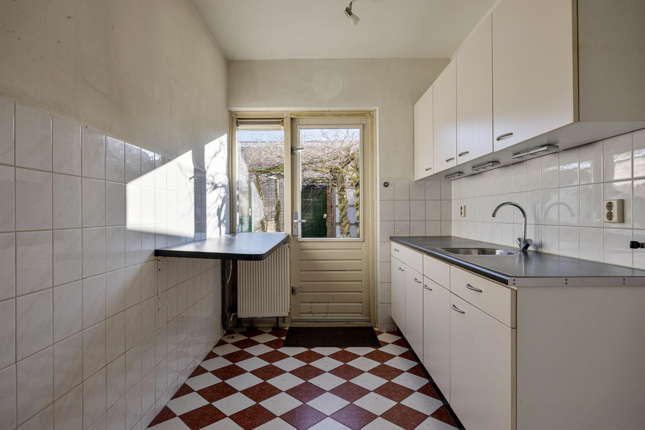 Photo 15 of Covelakker 28