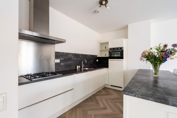 Photo 3 of Prins Willem III-plein 16