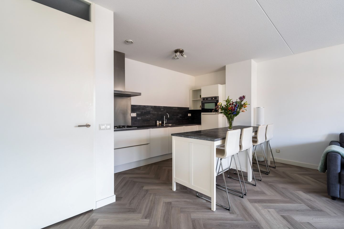 Foto 20 van Prins Willem III-plein 16