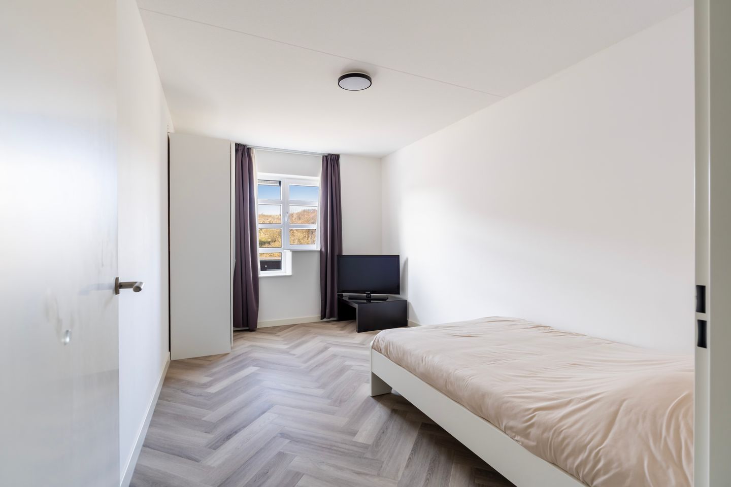 Foto 34 van Prins Willem III-plein 16