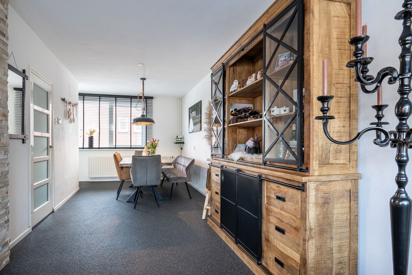 Foto 10 van Van Limburg Stirumstraat 59