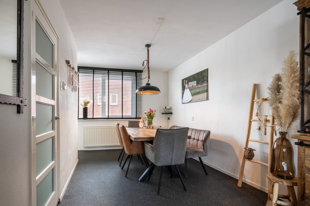 Foto 11 van Van Limburg Stirumstraat 59