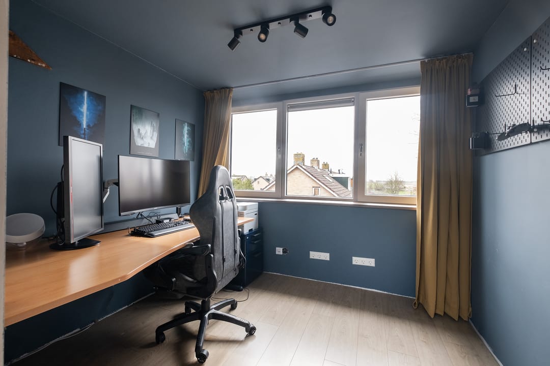 Photo 11 of Pinksterblomstraat 1-A