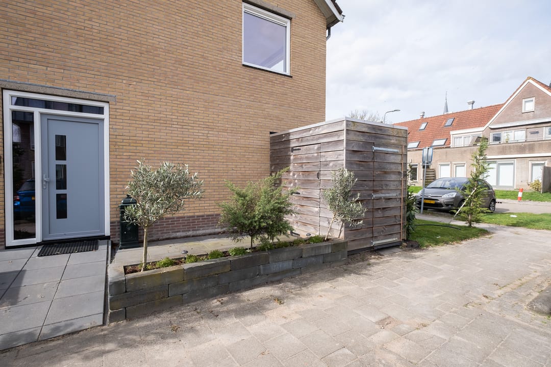 Photo 17 of Pinksterblomstraat 1-A