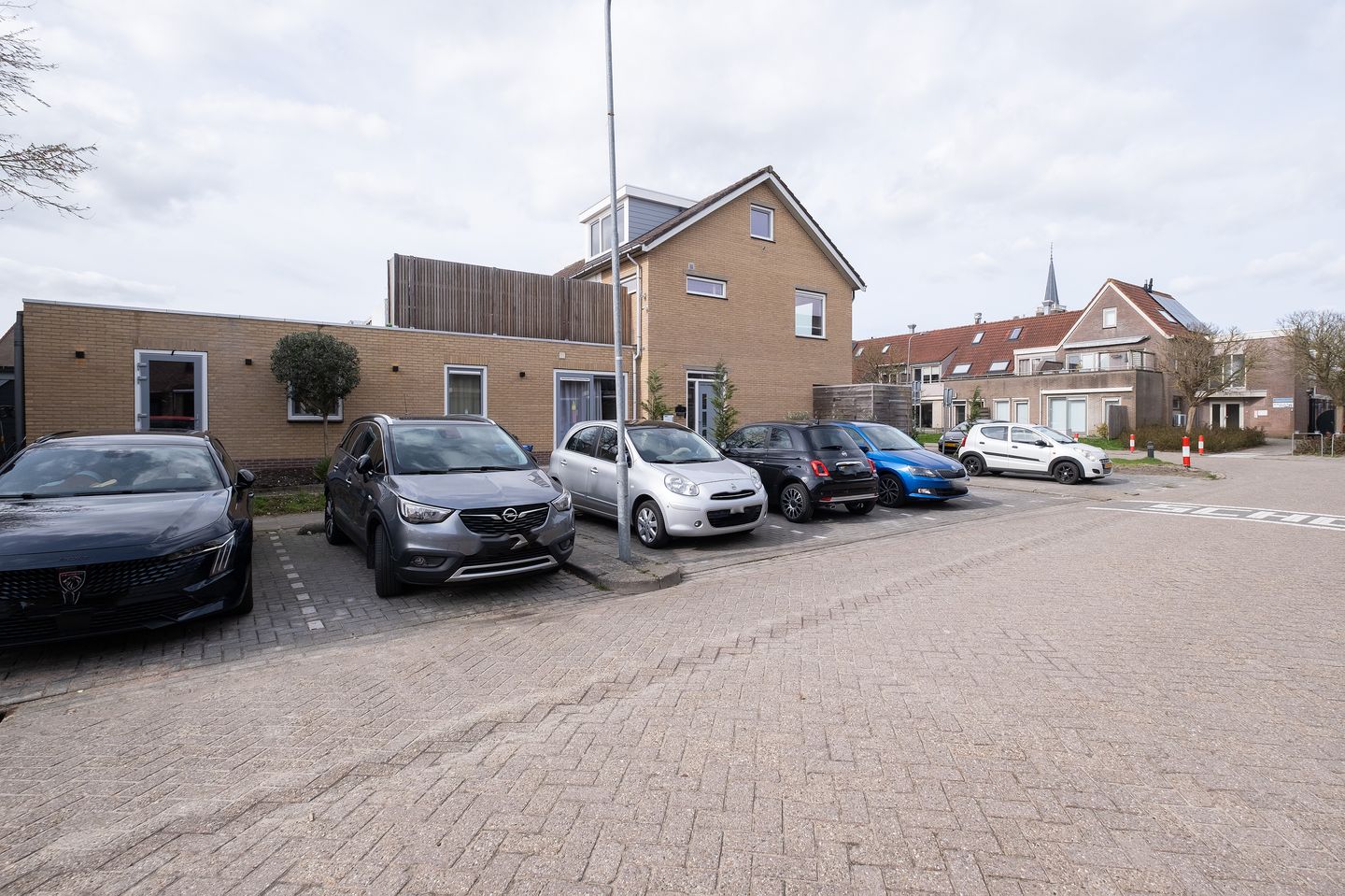 Photo 34 of Pinksterblomstraat 1-A