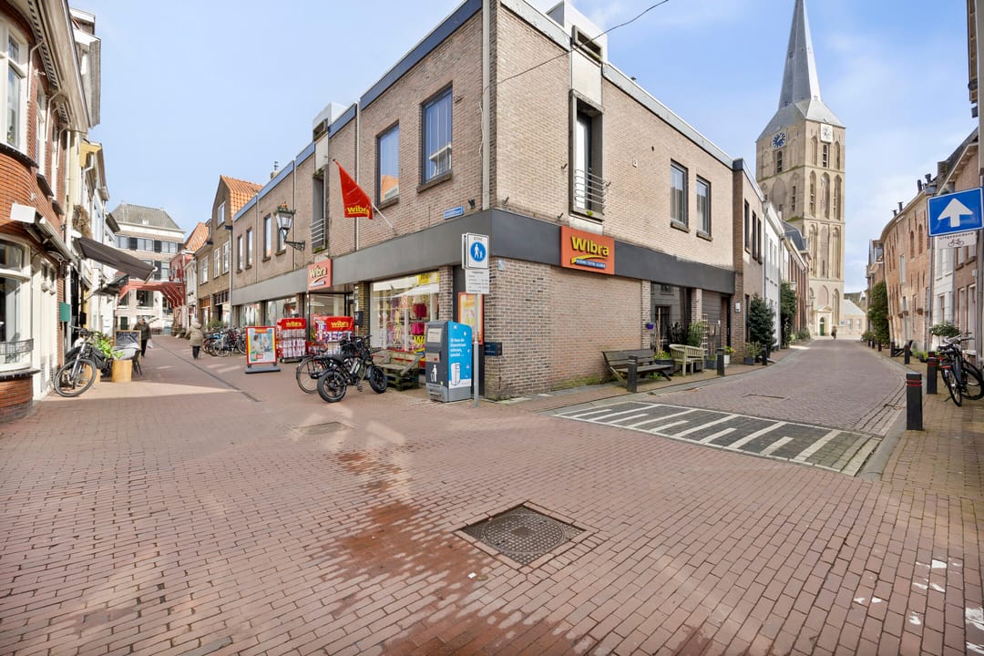 Photo 43 of Geerstraat 9