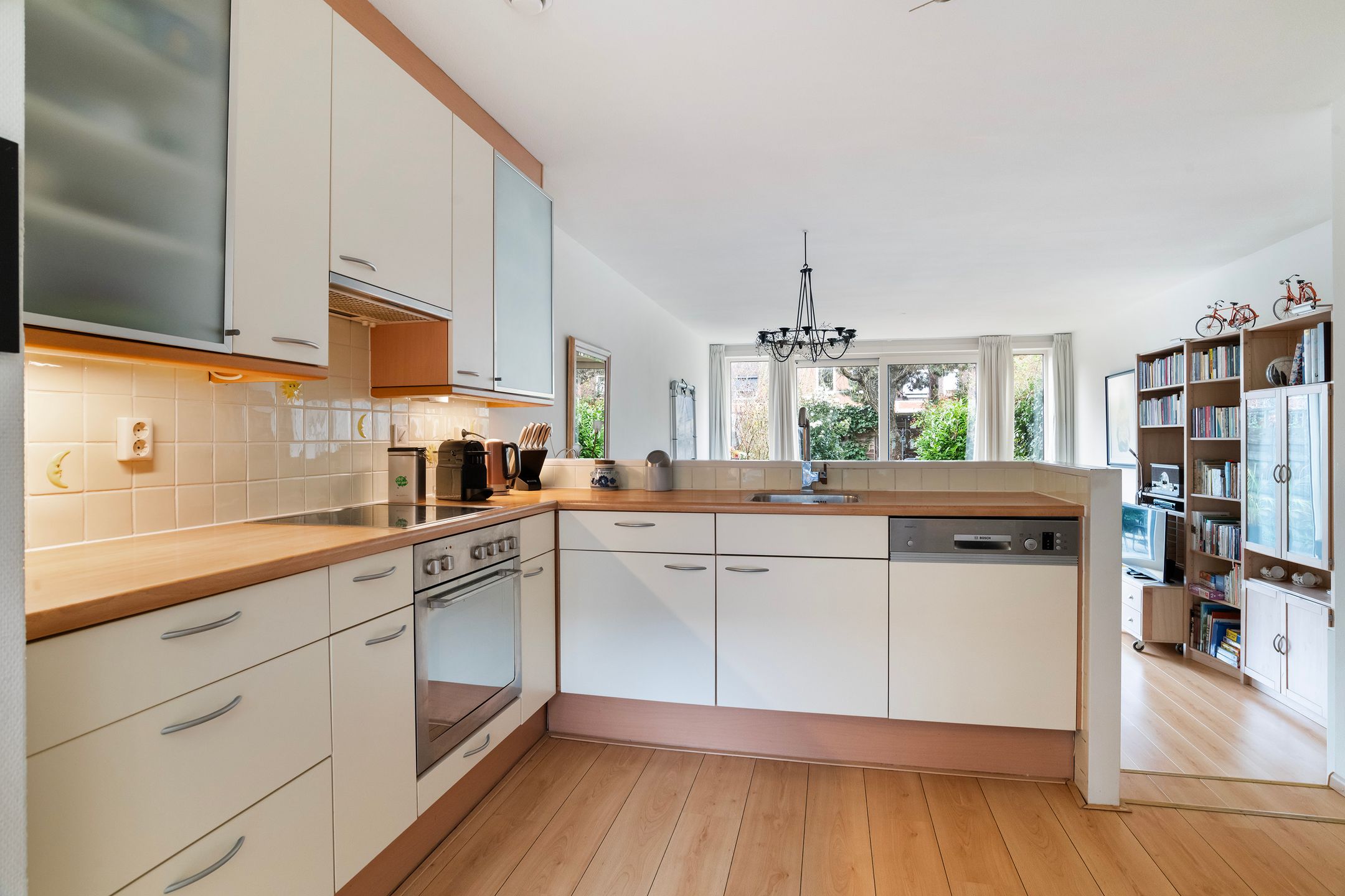 Photo 9 of Kraaijvangerstraat 11