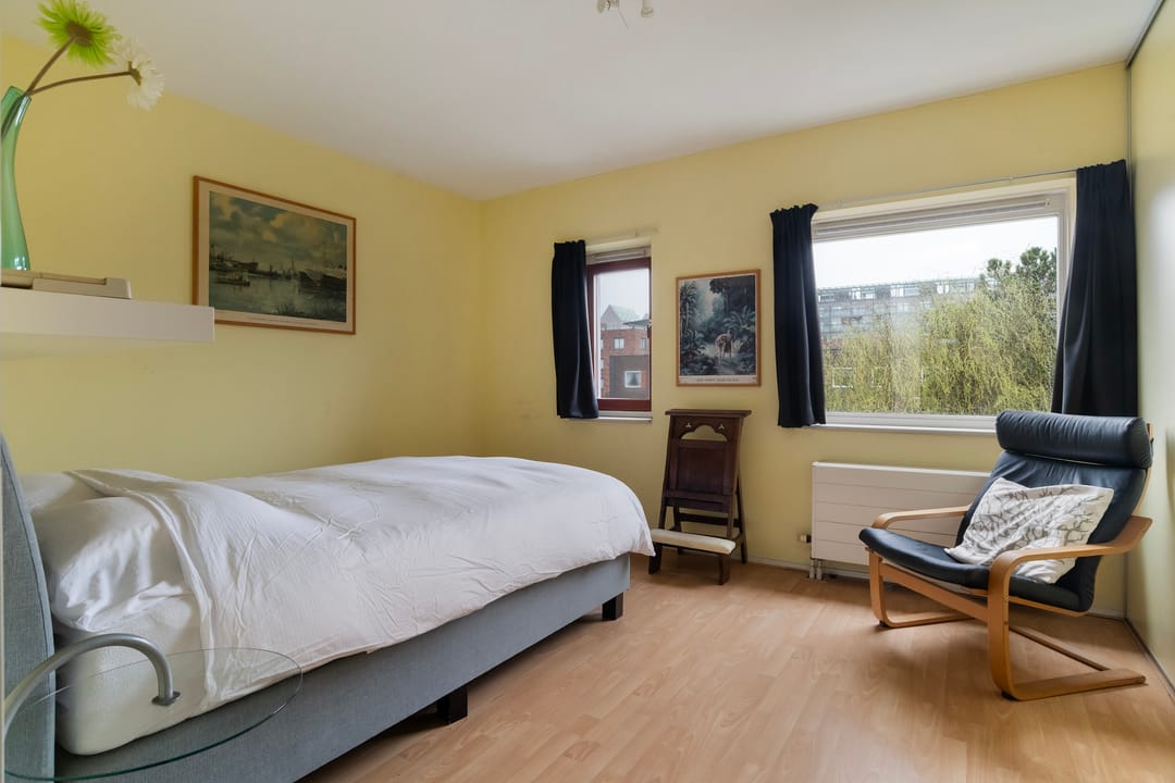 Photo 16 of Kraaijvangerstraat 11