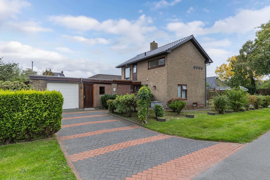 Foto 2 van Julianalaan 2-A