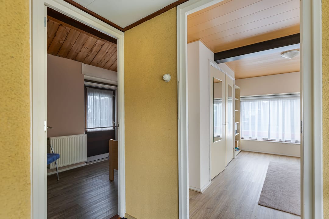 Foto 37 van Julianalaan 2-A