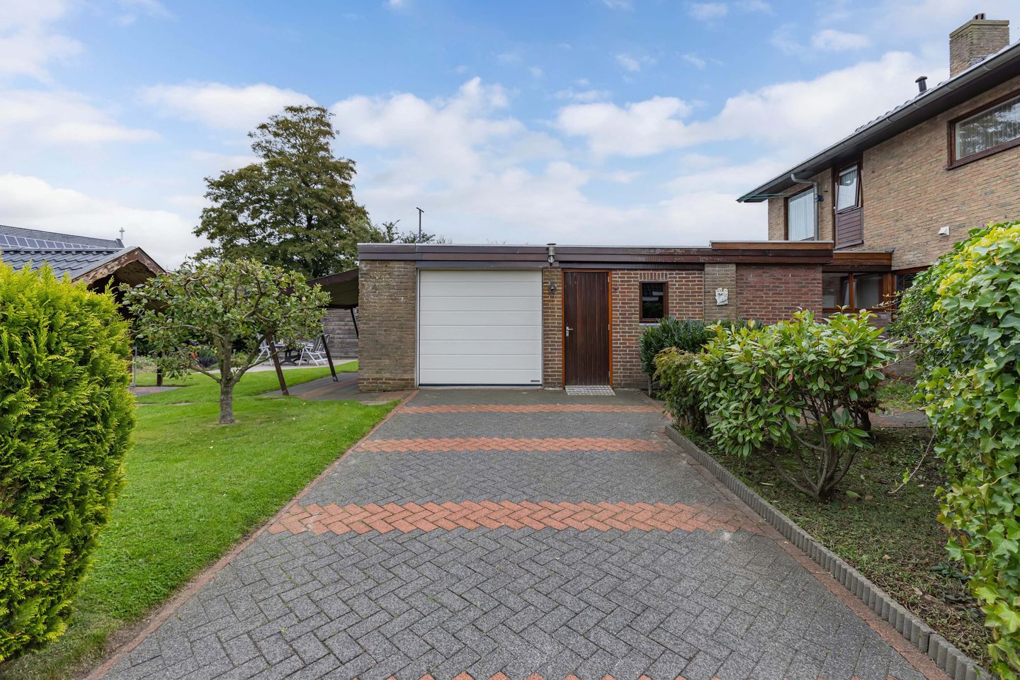 Foto 44 van Julianalaan 2-A