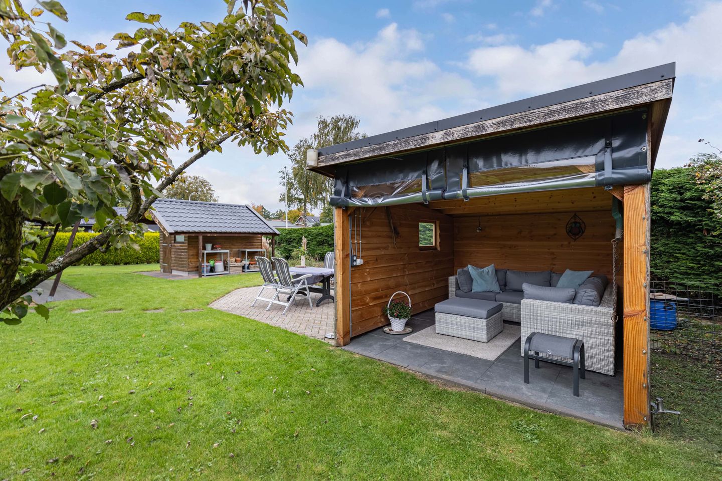 Foto 50 van Julianalaan 2-A