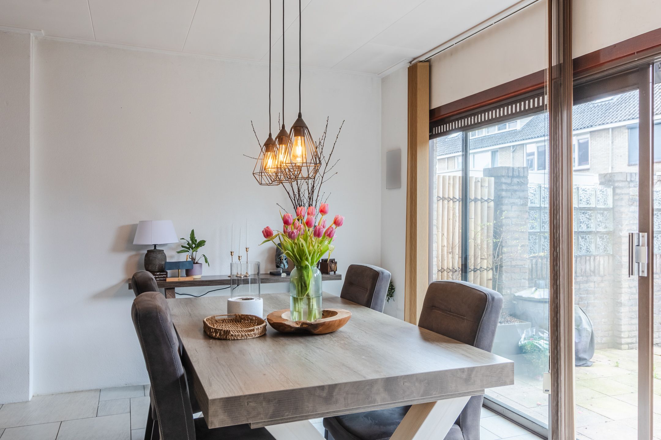 Foto 12 van Aert van Nesstraat 4