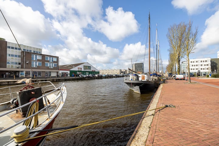 Photo 4 of Harlingertrekweg 38-B