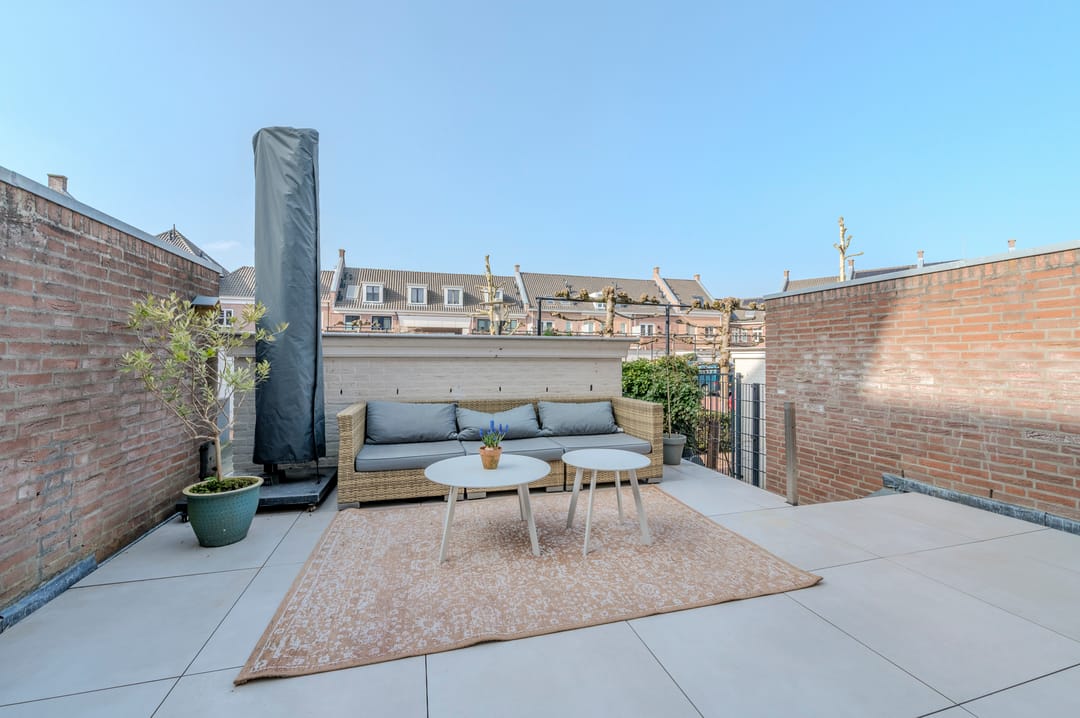 Spacious townhouse with park view in Helmond De Veste — 17
