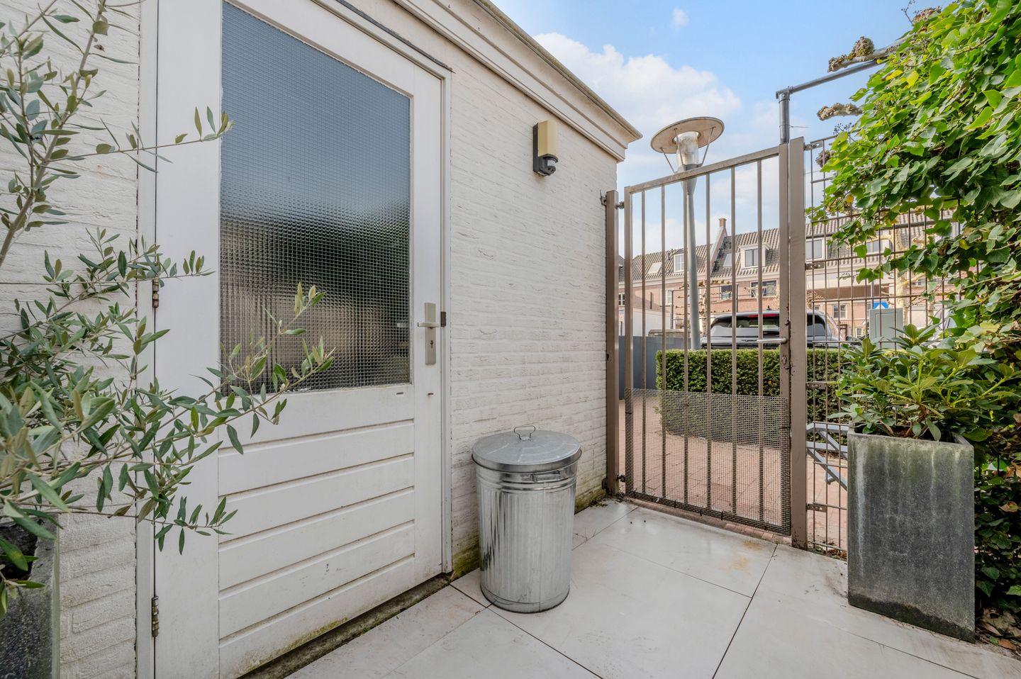 Spacious townhouse with park view in Helmond De Veste — 20