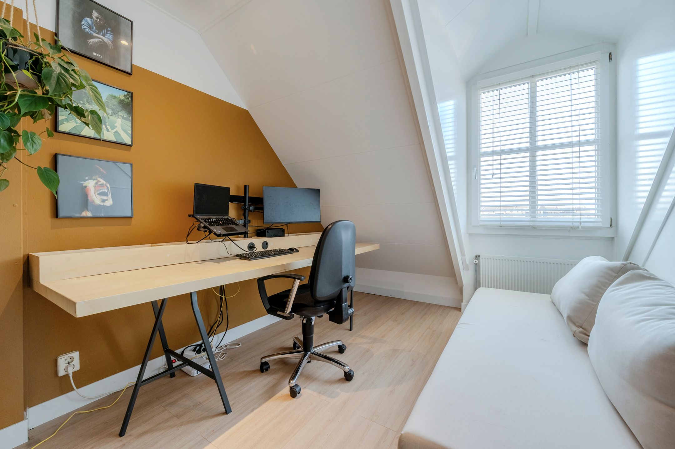 Spacious townhouse with park view in Helmond De Veste — 38