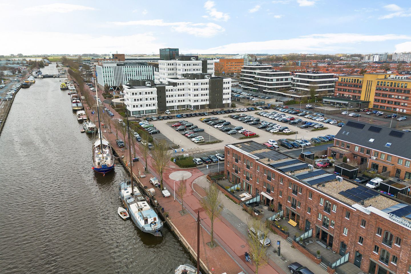 Foto 59 van Harlingertrekweg 38-B