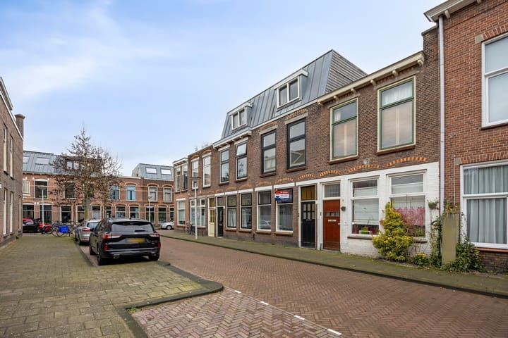Photo 2 of Bronkhorststraat 7-B