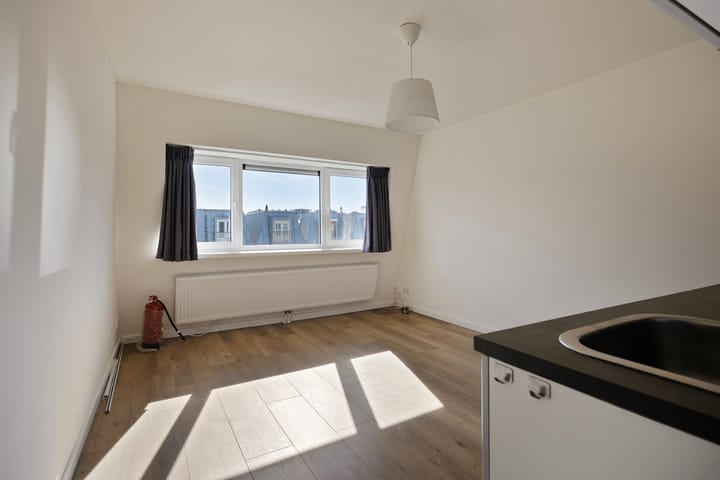 Photo 3 of Bronkhorststraat 7-B