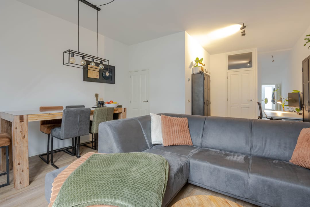 Ready-to-Move-In Ground Floor Apartment with Private Garden in Rotterdam Hillesluis — 13
