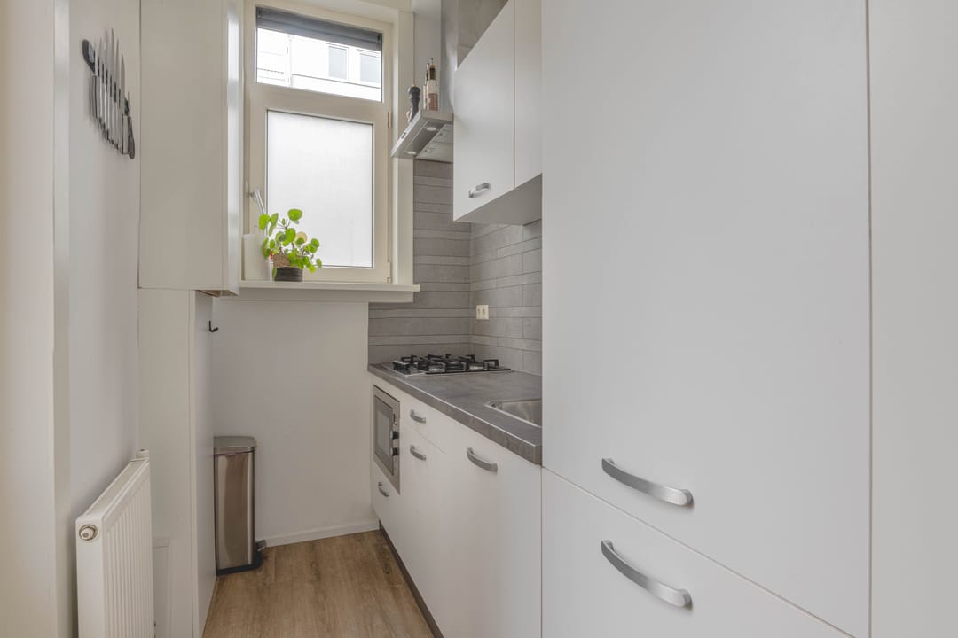 Ready-to-Move-In Ground Floor Apartment with Private Garden in Rotterdam Hillesluis — 16