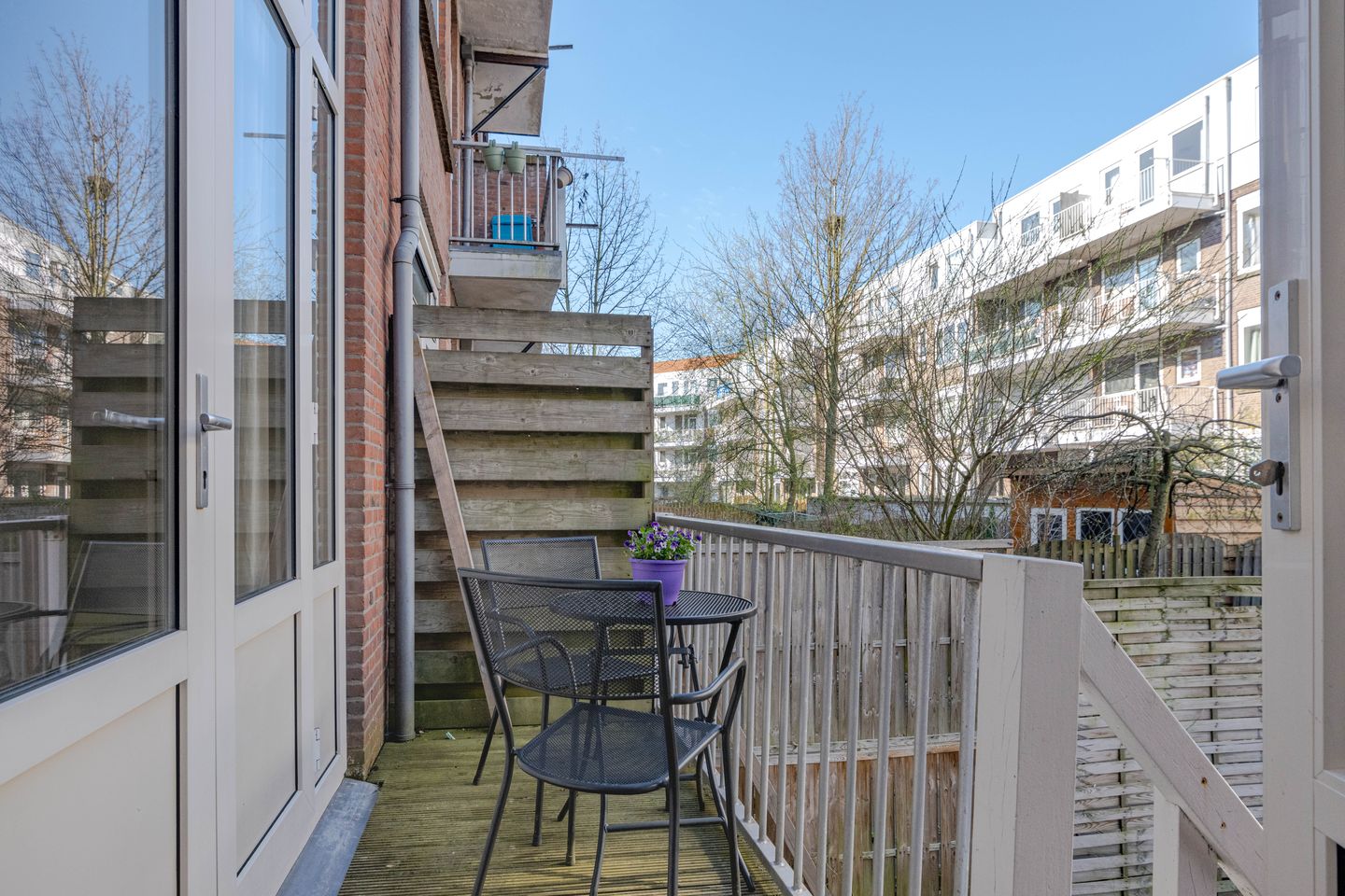 Ready-to-Move-In Ground Floor Apartment with Private Garden in Rotterdam Hillesluis — 19