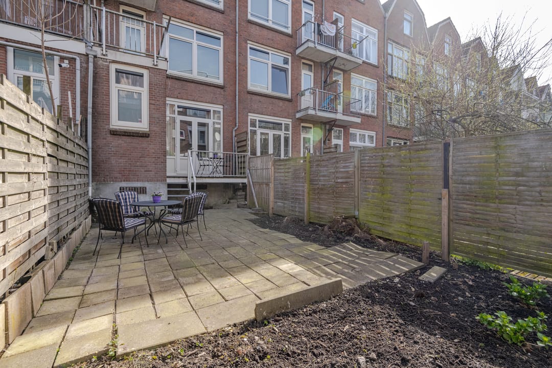Ready-to-Move-In Ground Floor Apartment with Private Garden in Rotterdam Hillesluis — 22